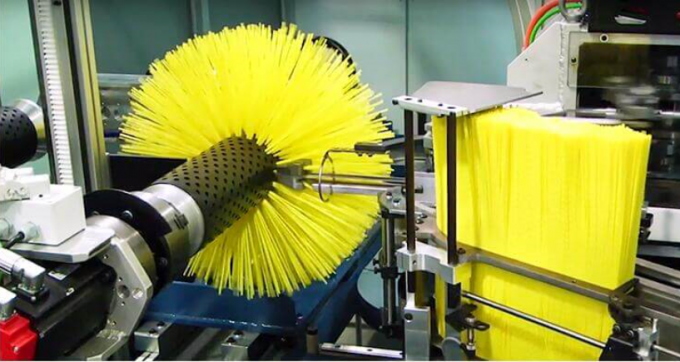 nylon bristle cow cleaner