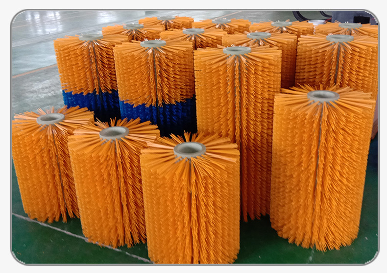 outdoor cattle brush